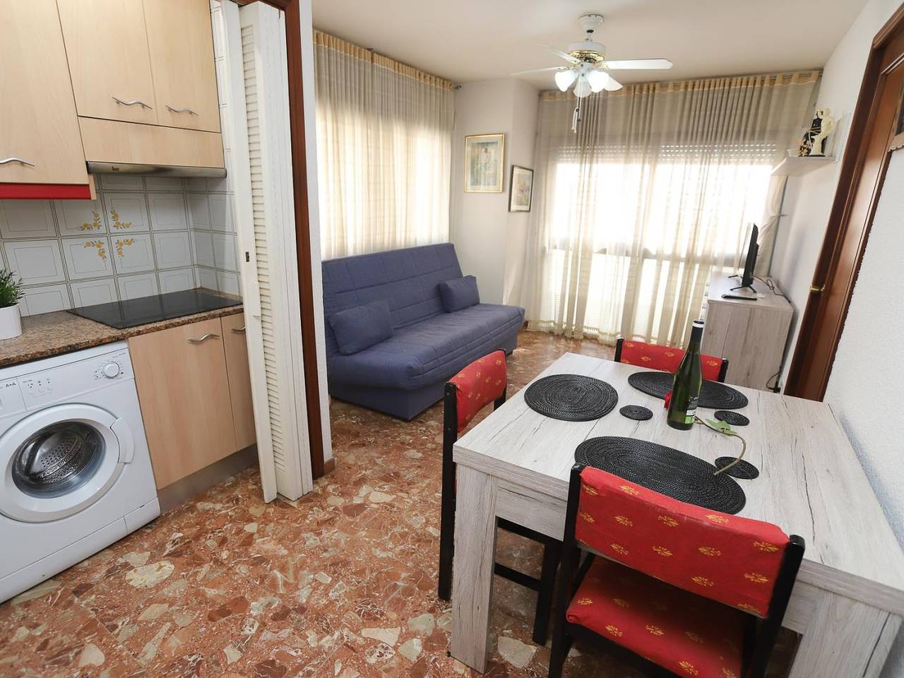 Apartamento vacacional entero, 165-Apartamento Ideal Para 4 Personas in Salou, Costa Dorada