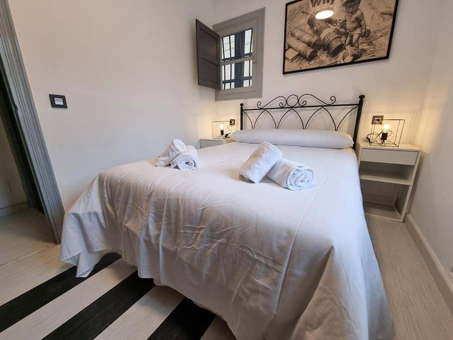 Apartamento entero, Three-Bedroom Apartment in Cabañaquinta, Aller