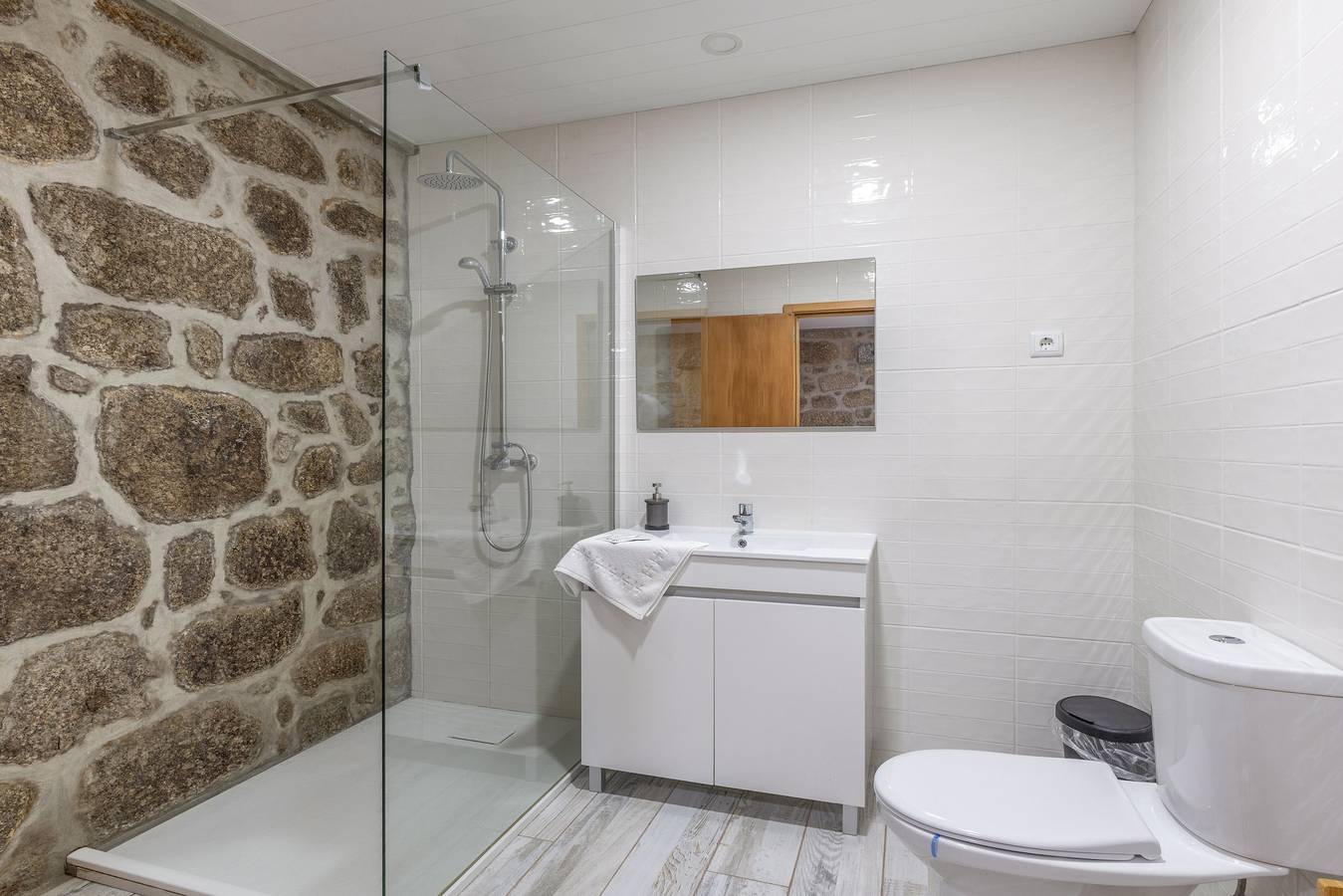 Kamer 'Kamer 1 - Quinta Do Avô' met wifi en airconditioning in Terras de Bouro, Braga District