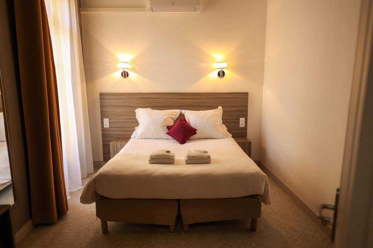 Standard Double Room in Moissac, Quercy