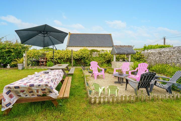 Location de vacances pour 12 personnes, avec jardin à Primelin - 3