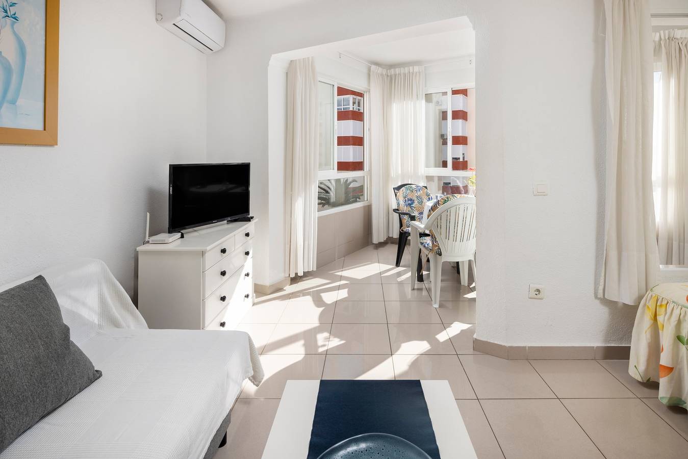 Entire studio, Apartment 'Estudio 03 -09' with Sea View, Wi-Fi and Air Conditioning in Torrox Costa, Torrox
