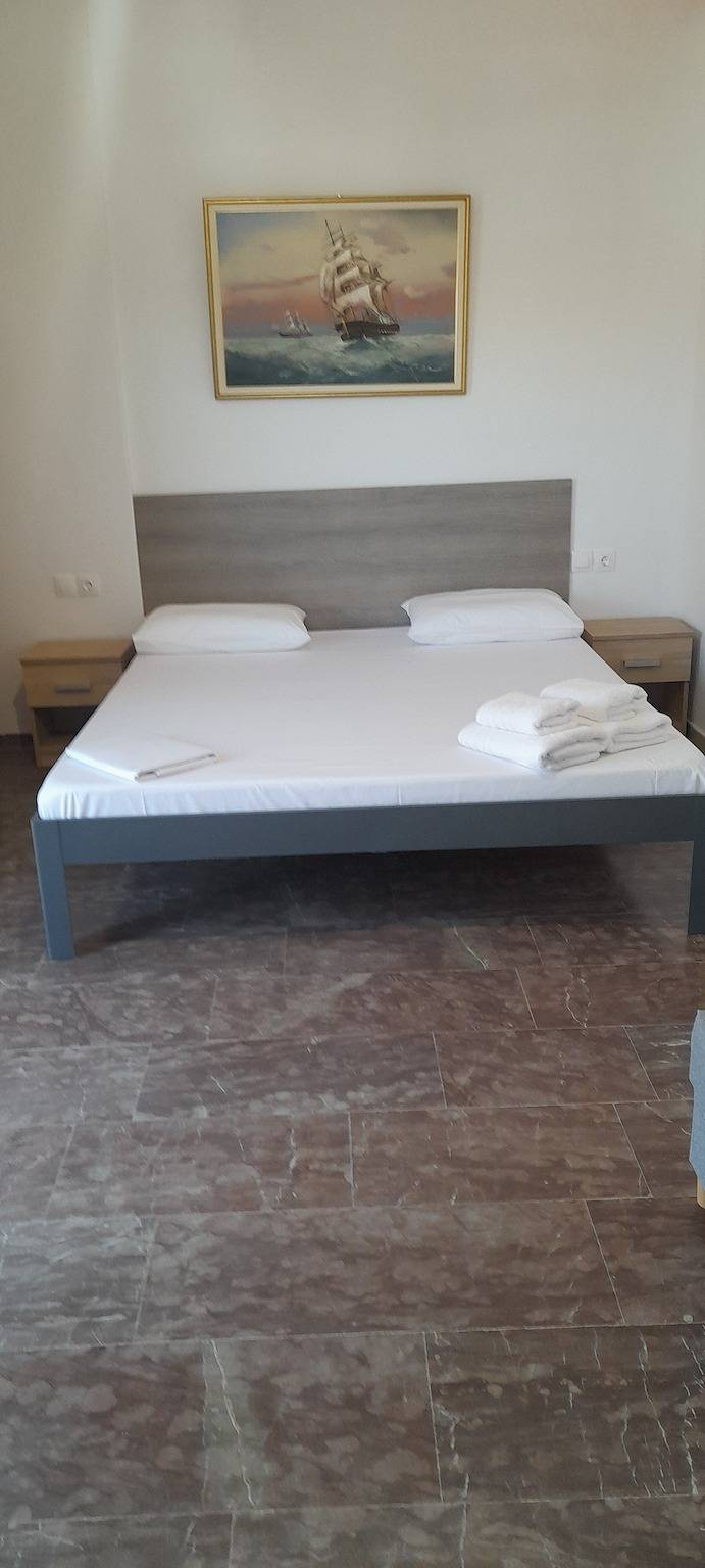 Ruime Kamer naast Luchthaven Kalamata, Hart van Messinia in Kalamata, Messenia