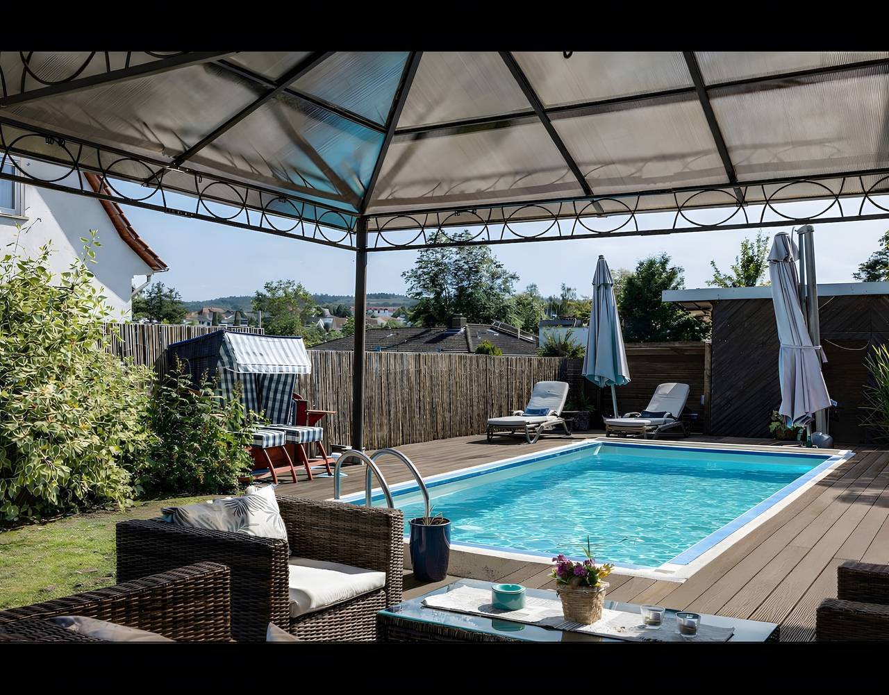 Ganze Wohnung, Ferienwohnung "Efzeglück" mit Außenpool, Gemeinschaftsterrasse und Wlan in Homberg, Schwalm-Eder-Kreis