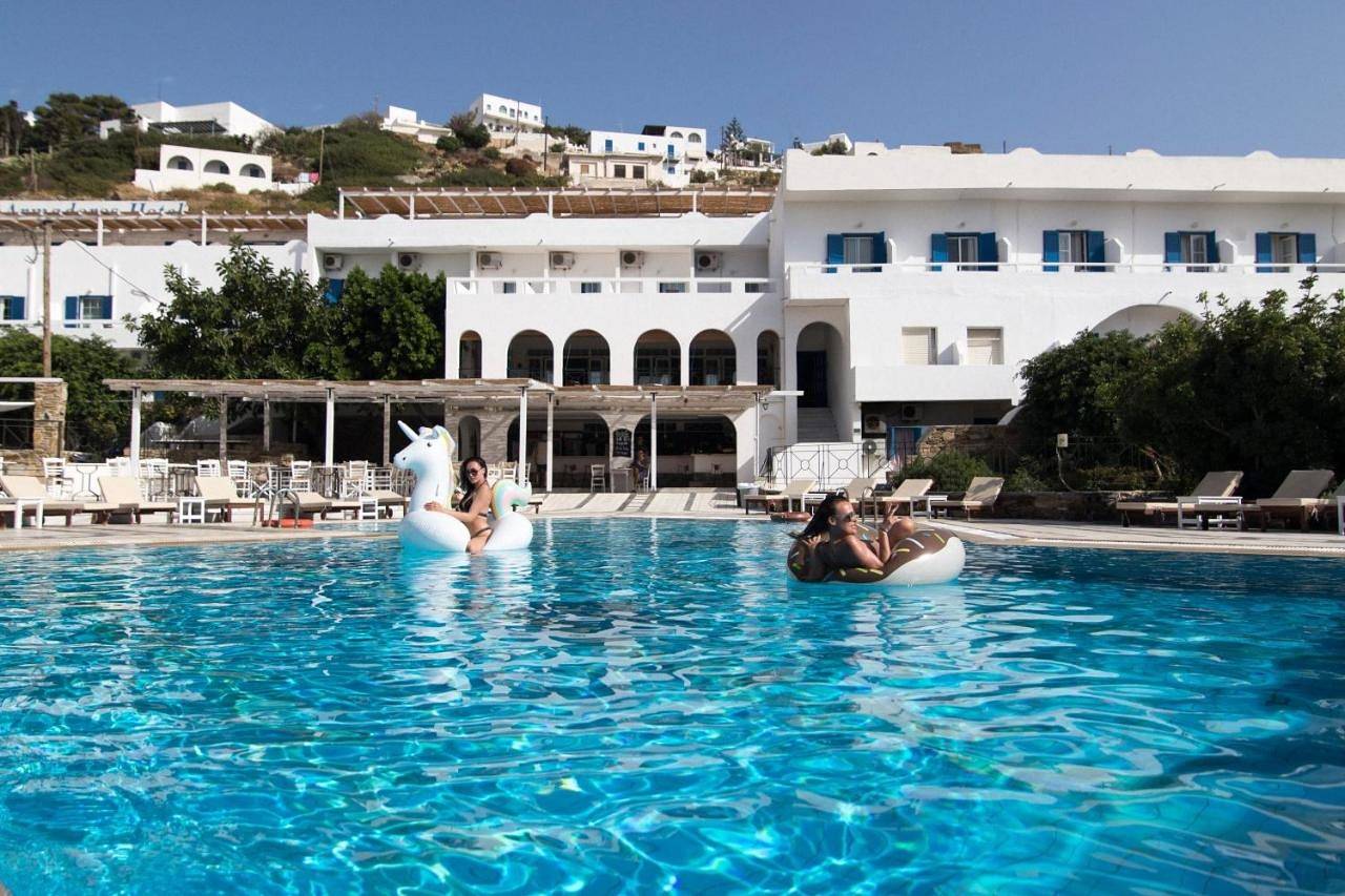 Armadoros Hotel / Ios Backpackers in Chora (Ios), Íos