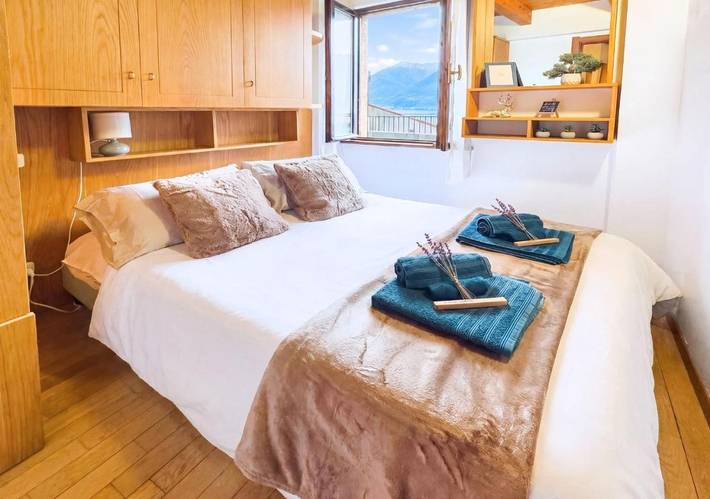 Ferienhaus für 2 Personen, mit Ausblick und Seeblick