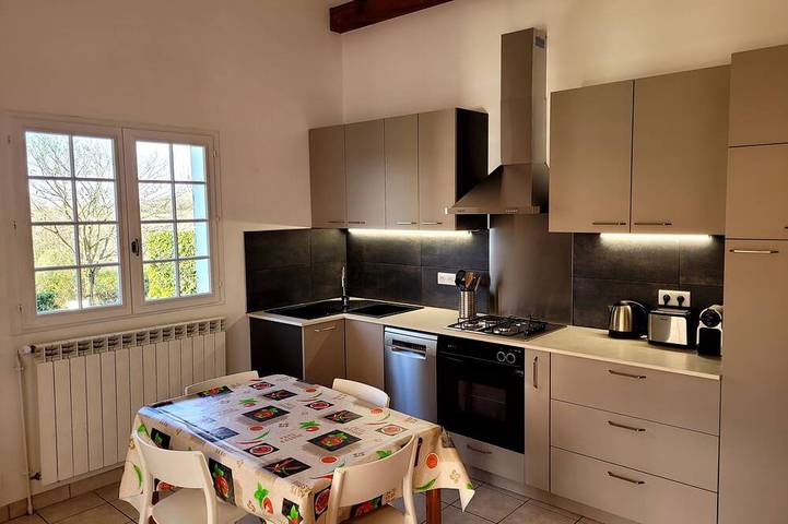 Gîte pour 4 personnes, avec Jacuzzi et Jardin à Villefranque - 4