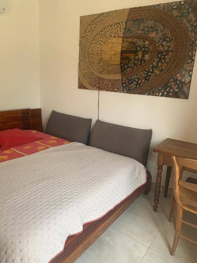 Chambre d’hôte pour 2 personnes, avec jardin ainsi que piscine et jacuzzi à Sanary-sur-Mer - 4