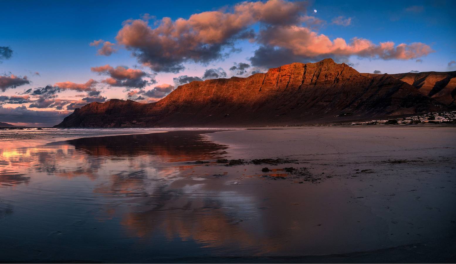 Bungalow Famara 122 - Famara Mar in Famara Beach, Teguise