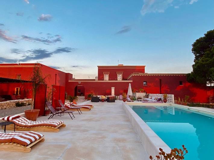 Hôtel pour 2 personnes, avec Terrasse et Jardin ainsi que Piscine et Vue à Grottaglie