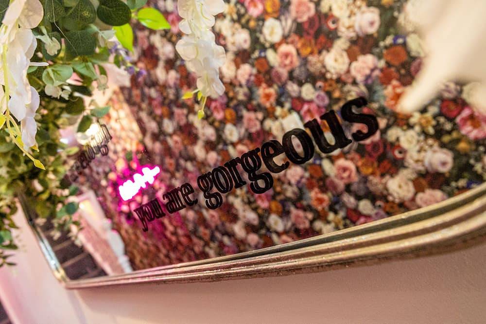 Ganze Wohnung, Botanical House Juniper Suite in Thornton-Cleveleys, Lancashire