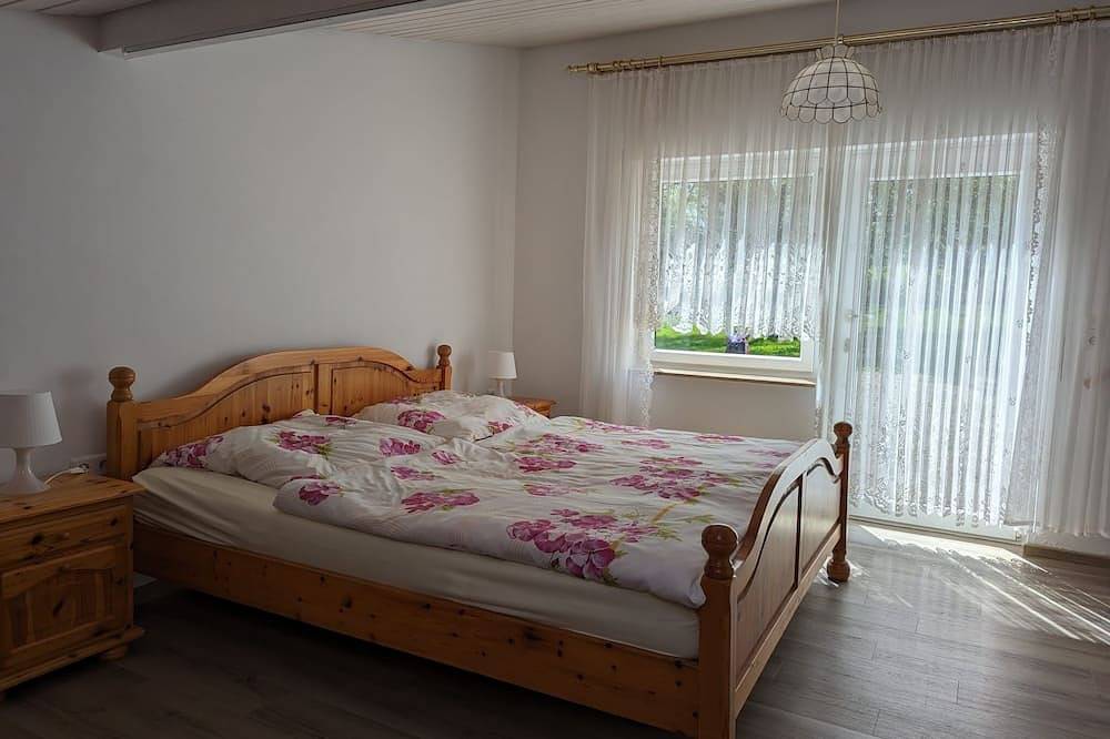 Bisingen, idyllisch freistehendes Haus mit Garten, eingezäunt, Haustiere erlaubt in Bisingen, Neckar-Alb