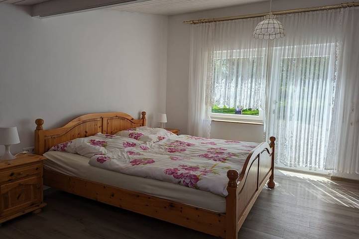 Ferienhaus für 5 Personen, mit Terrasse und Garten in Bisingen - 3