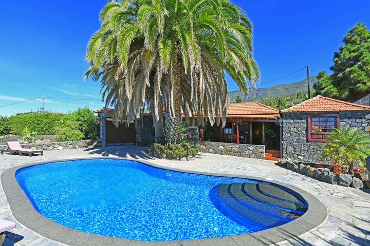 Chalet para 4 personas, con Terraza y Jardín en La Palma