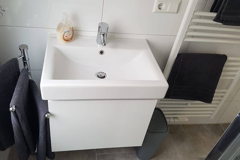 Ferienwohnung mitten in Nereheim
1 Og rechts in Neresheim, Erlebnisregion Ostalb region