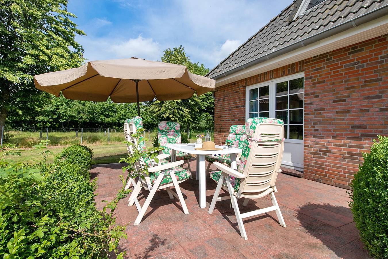 Ferienhaus „Peters Hus“ mit Terrasse, Garten & Wlan in Esgrus, Schleswig-Flensburg