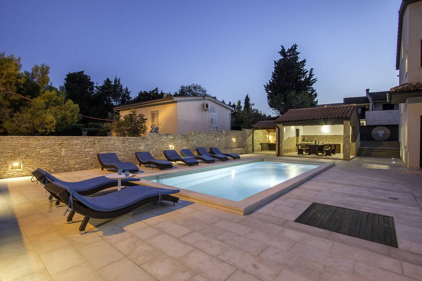 Villa für 10 Personen mit Balkon in Premantura, Südküste Istrien