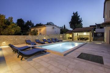 Villa für 10 Personen in Medulin, Südküste Istrien, Bild 4