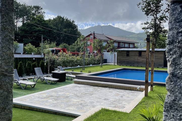 Apartamento de vacaciones para 4 personas, con terraza además de piscina y jardín - 1