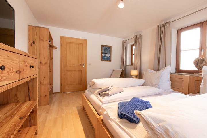 Ferienwohnung für 4 Personen, mit Balkon, kinderfreundlich in Wackersberg - 2