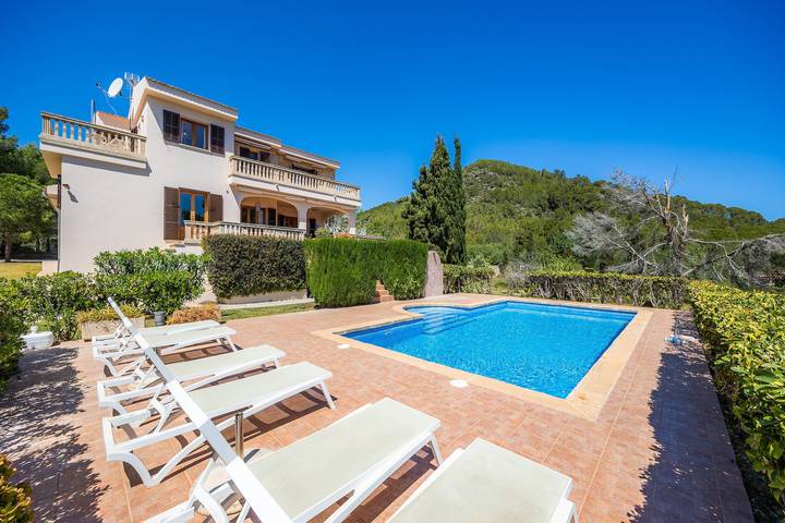 Finca 'Ceguer Mhm' mit privatem Pool, privater Terrasse und WLAN in Pedruscada, Capdepera