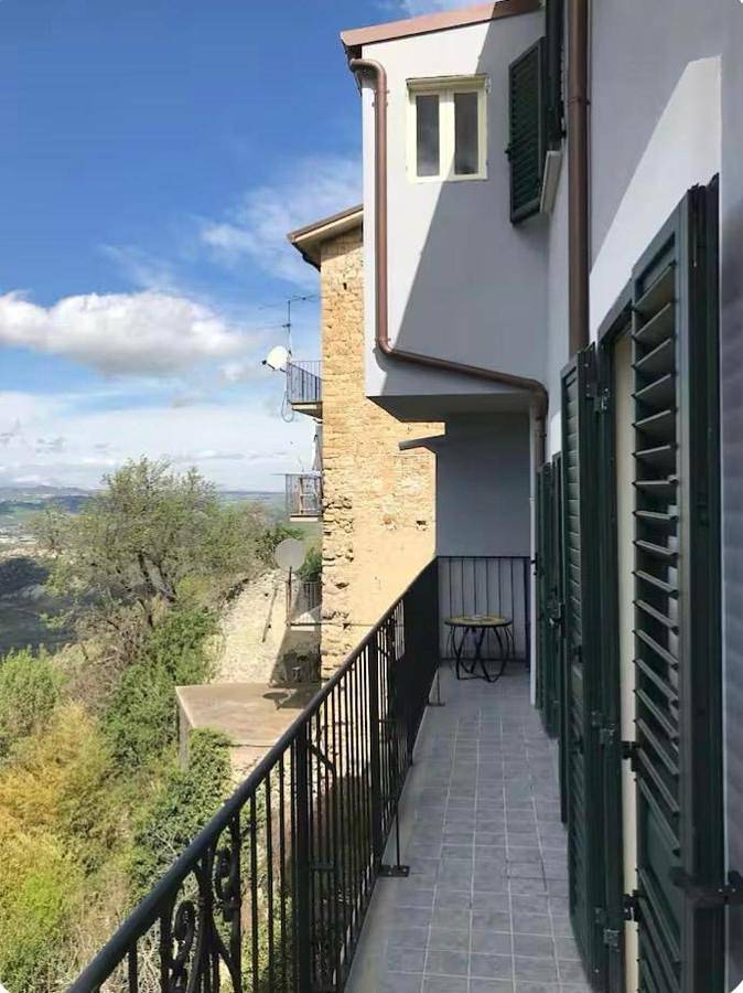 Casa Sirolli in Archi, Provincia di Chieti