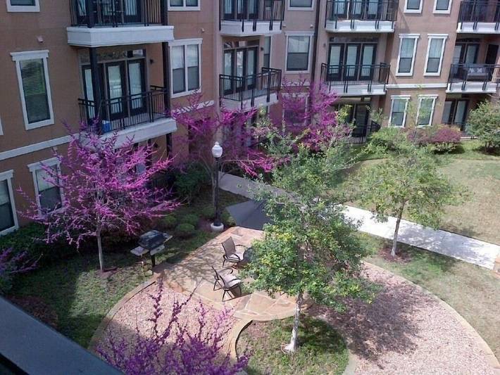Apartment for 2 people, with hot tub and pool as well as balcony in Fort Worth