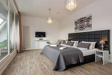 Vacation Rental for 8 Guests in Berlin Innenstadt, Berlin, Picture 4