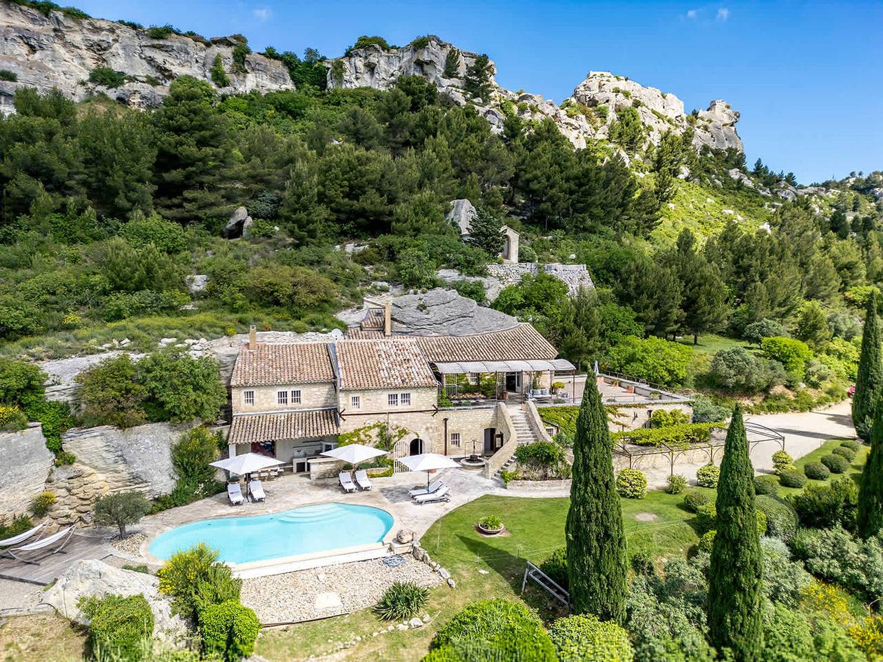 Le Dernier Chateau - Architect s Stone Villa   Pool in Picturesque Les Baux-de-Provence  5 Bedrooms in Les Baux-de-Provence, Région d'Arles