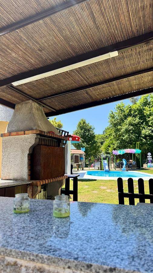 Chalet para 8 personas, con Terraza además de Jardín y Piscina en Baixo Miño - 2