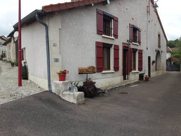 Location de vacances pour 8 personnes dans l' Aube