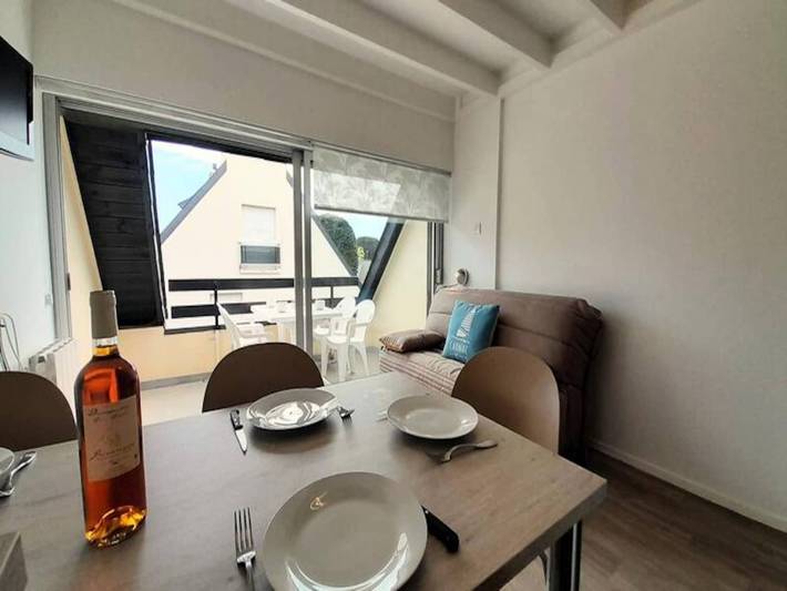 Gîte pour 4 personnes, avec terrasse, adapté aux familles dans Plage de Beaumer - 4