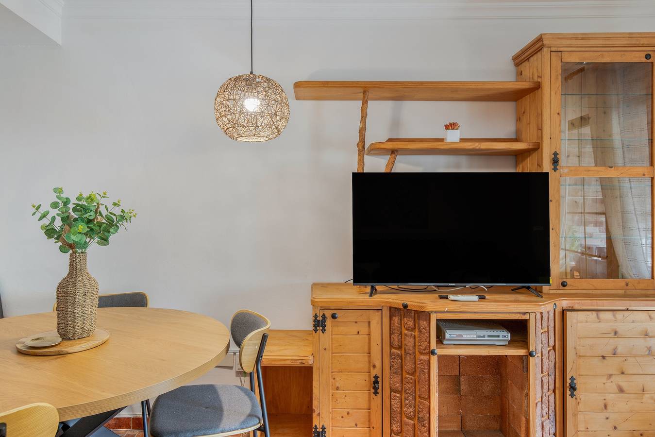 Appartement entier, Appartement de vacances « Bungalow Géminis » avec piscine partagée, Wi-Fi et climatisation in Maspalomas, San Bartolomé de Tirajana