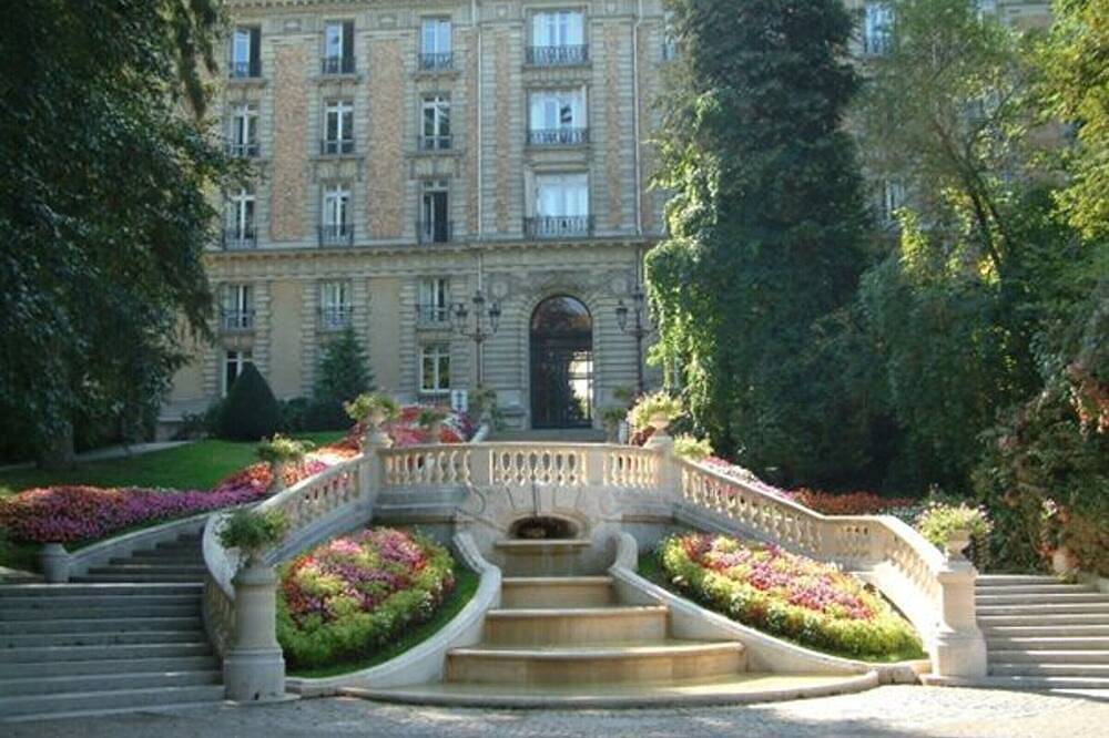 Ganze Wohnung, Helle 4*-Wohnung für 2 in Vittel, nahe Thermen, Wlan, kostenloses Parken in Vittel, Neufchâteau (Frankreich)