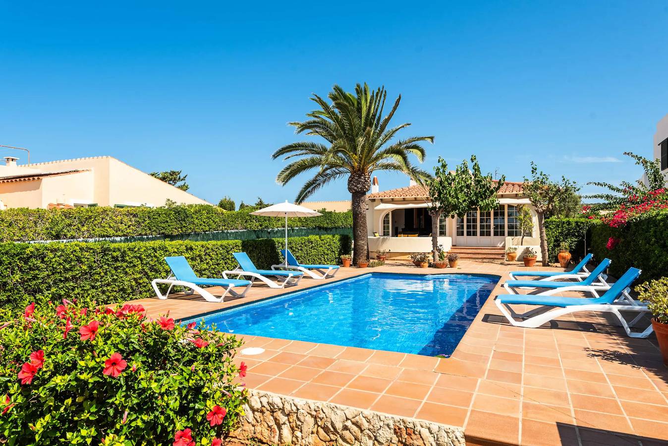 Menorca Tana in Cala Blanes, Ciudadela