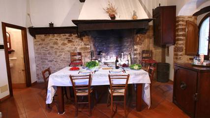 Château pour 4 Personnes dans Gualdo Cattaneo, Ombrie, Photo 2