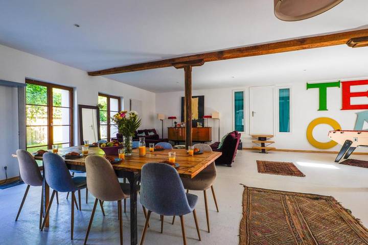 Location de vacances pour 12 personnes, avec piscine et vue ainsi que jardin et terrasse à Labouheyre - 4