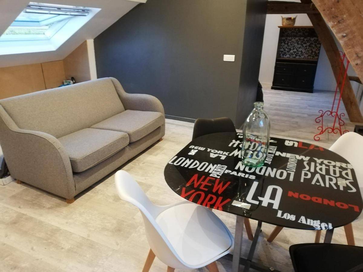 Appartement entier, Au cochon qui rit in Flines-lès-Mortagne, Région de Valenciennes