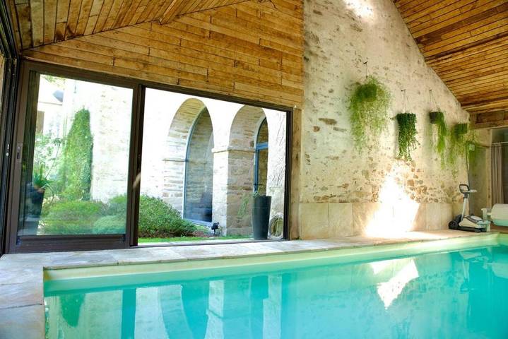 Location de vacances pour 24 personnes, avec jardin et piscine à Donges - 2