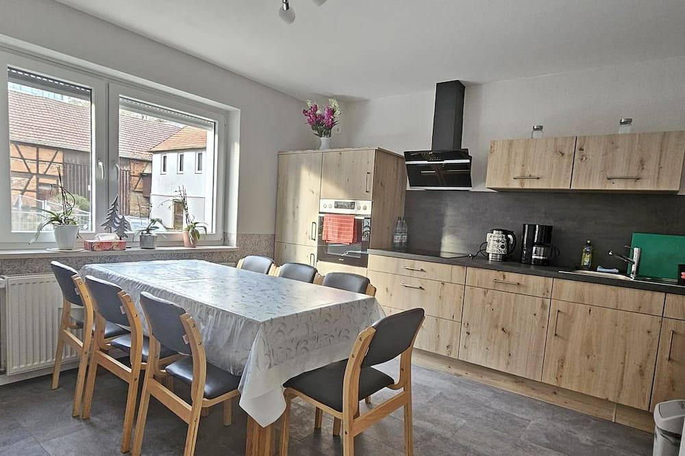 Ganze Wohnung, Appartment Fulda 65m² bis 6 Pers. in Fulda, Rhön-Hessen