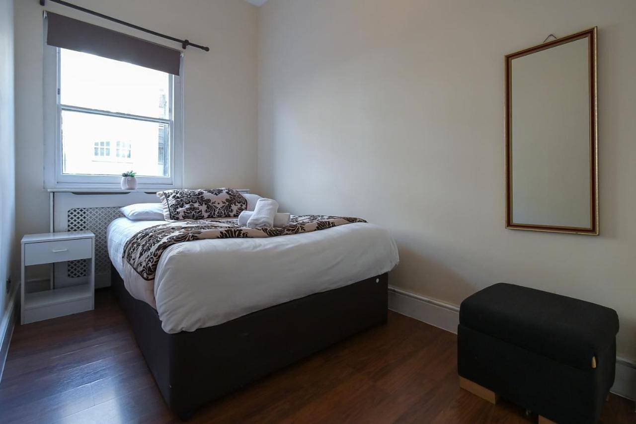 Queensway Hyde Park Flat by Dc London Rooms in Londres, Angleterre du Sud-Est