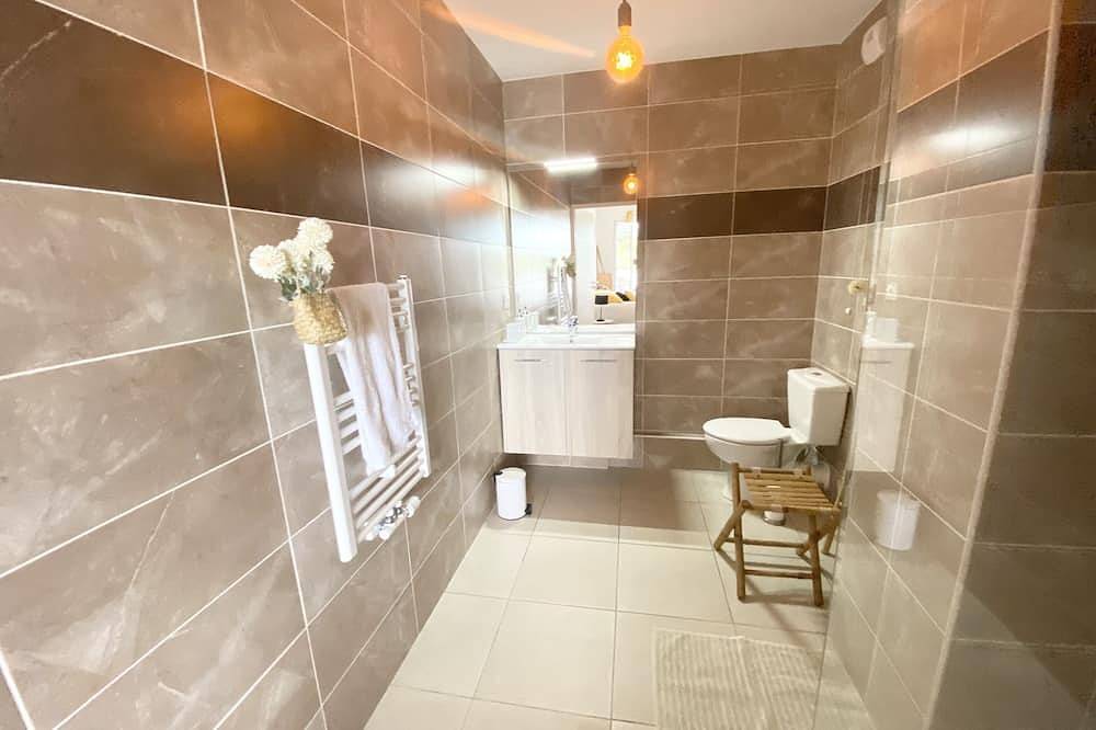 Apartamento entero, T2 ideally located between Cassis, Aix en Provence and Marseille in Roquevaire, Costa mediterránea (Francia)