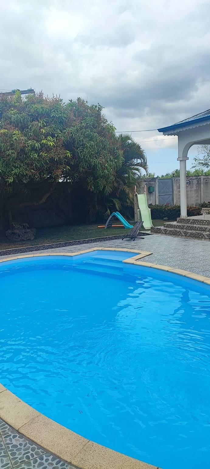 Gîte pour 2 personnes, avec piscine et balcon à Les Abymes - 4