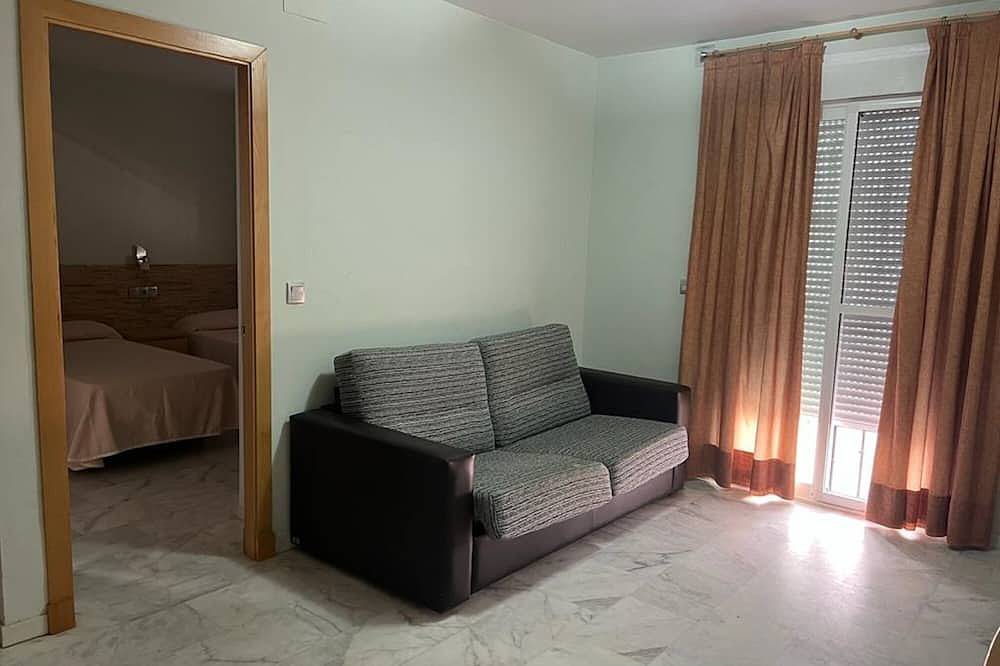 Entire apartment, Acogedora Suite con Balcón a dos Minutos de la Playa de Regla in Chipiona, Costa de la Luz