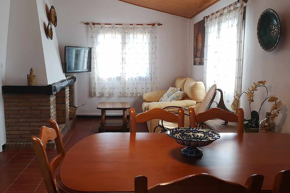 La Rajoleria ideal para familias y desconectar. in Llagostera, Costa Brava