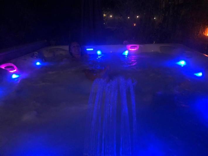 Location de vacances pour 3 personnes, avec Jacuzzi et Terrasse ainsi que Jardin et Vue à Villeneuve-d'Ascq