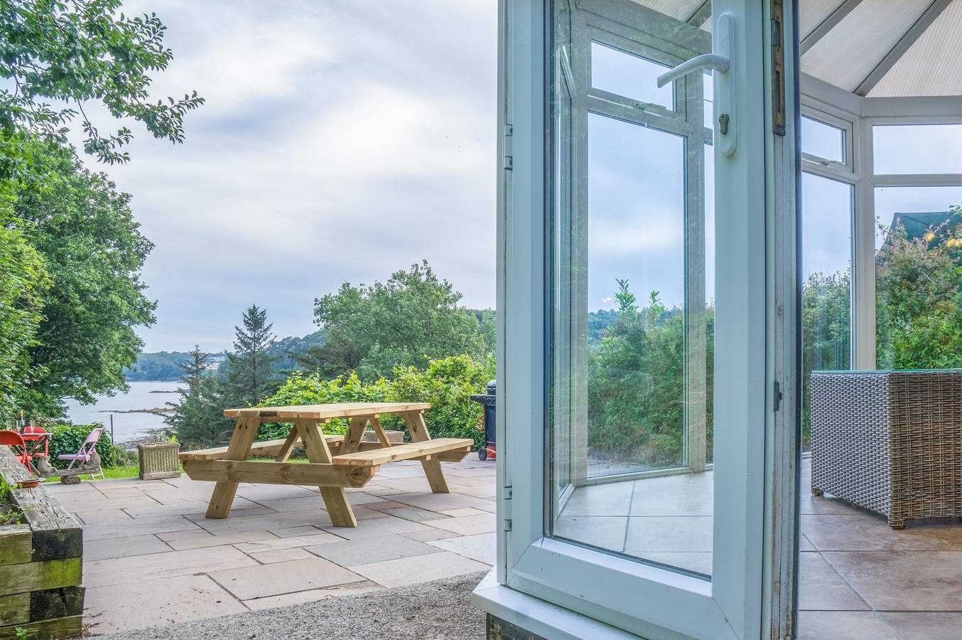 Sea View - 2 Bedroom Cottage - Wisemans Bridge - Saundersfoot in Amroth, Pembrokeshire