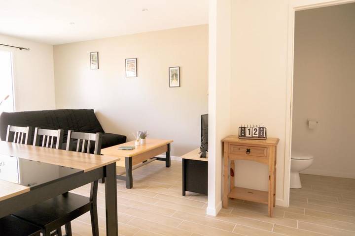 Gîte pour 6 personnes, avec jardin, animaux acceptés dans Essarts-en-Bocage - 3