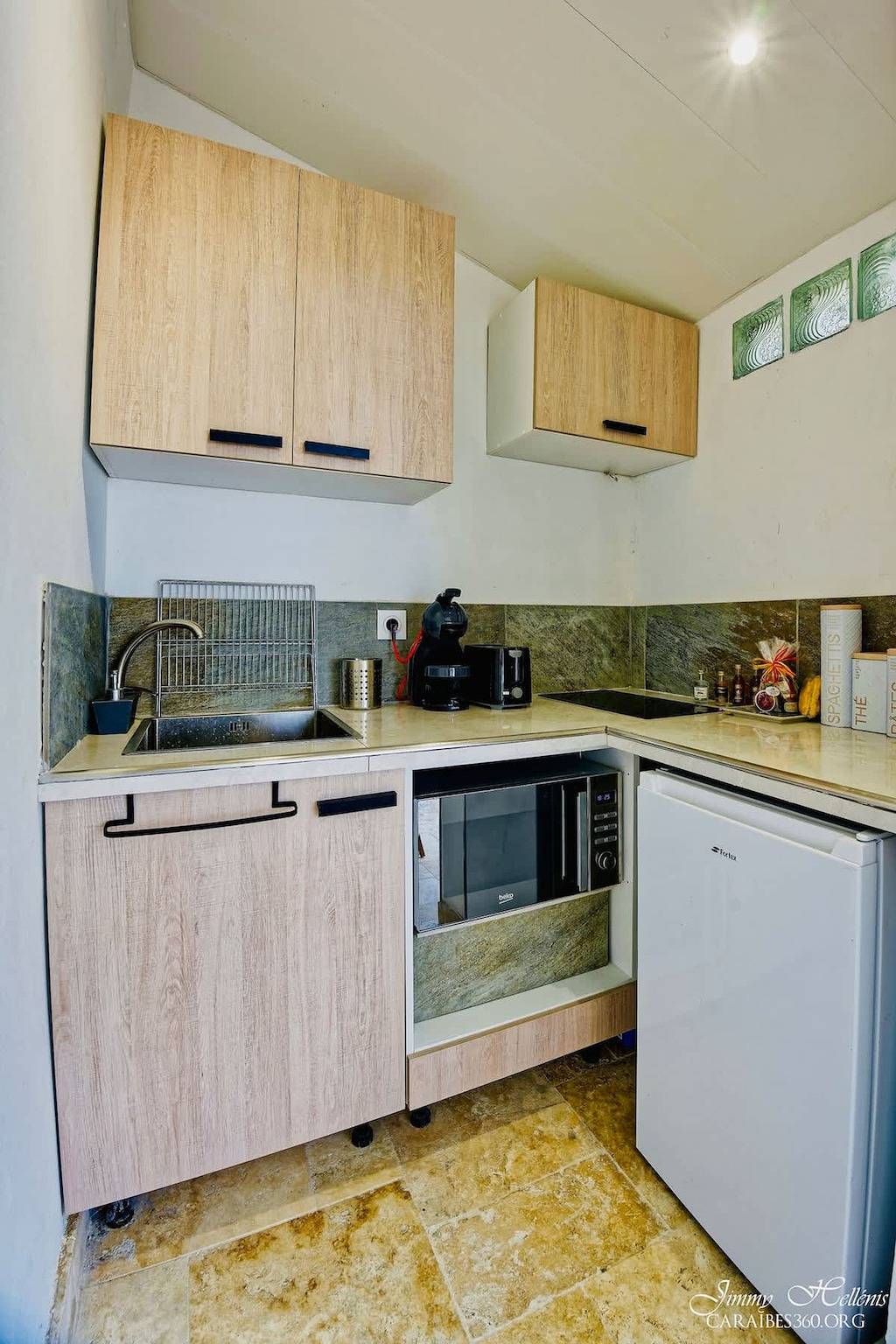 Appartement entier, Appartement de vacances pour 2 personnes avec jardin in Le Diamant, Martinique