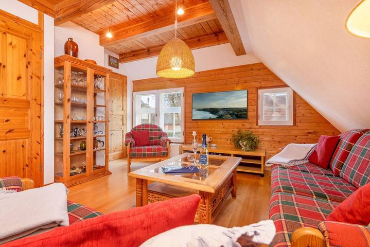 Ganze Wohnung, "Urlaub im Rosengarten: Entspannung und Komfort an der Ostsee erwartet Sie!" in Zingst, Fischland - Darß - Zingst